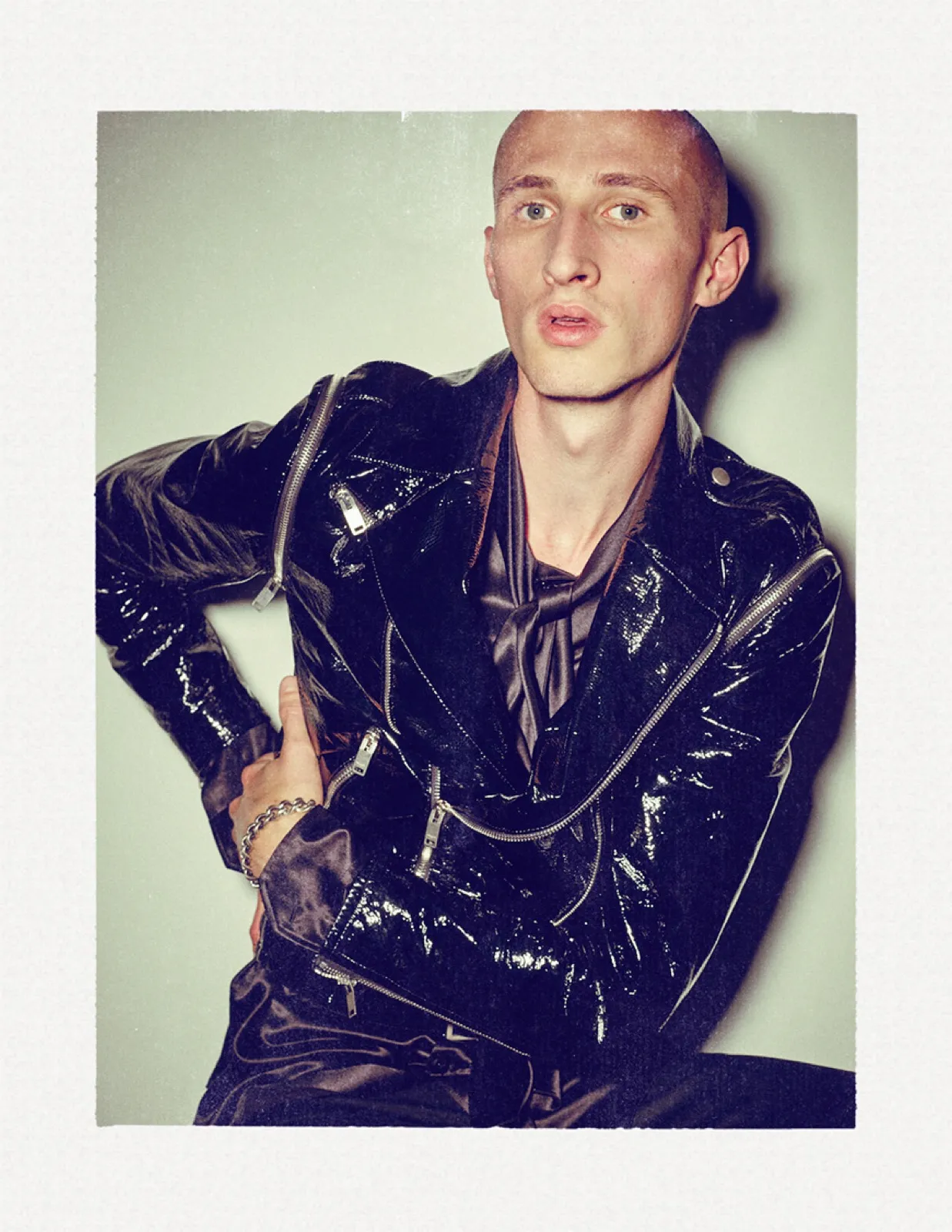 NUMÉRO POLA, photograph 4 of 5 by Markus Jans